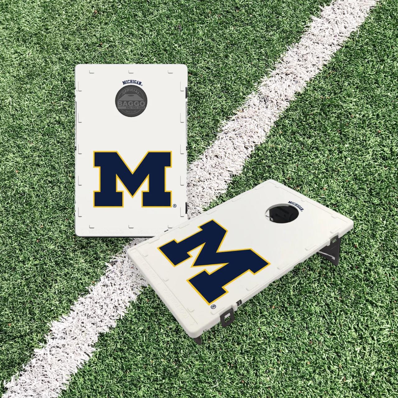 Michigan Wolverines Cornhole Bag Toss | Officially Licensed