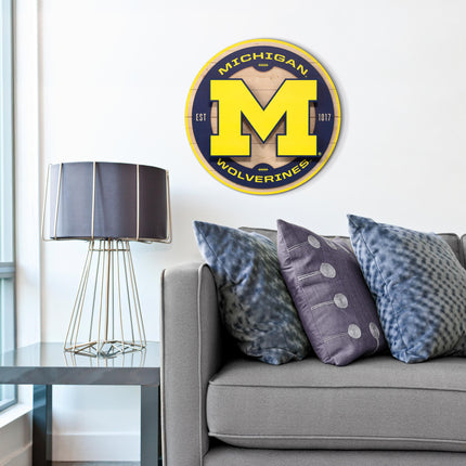 Michigan Wolverines 3DX Circle Backer Wall Art